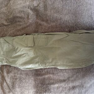 Old Navy Green Cargo Pants with Flat Front Design